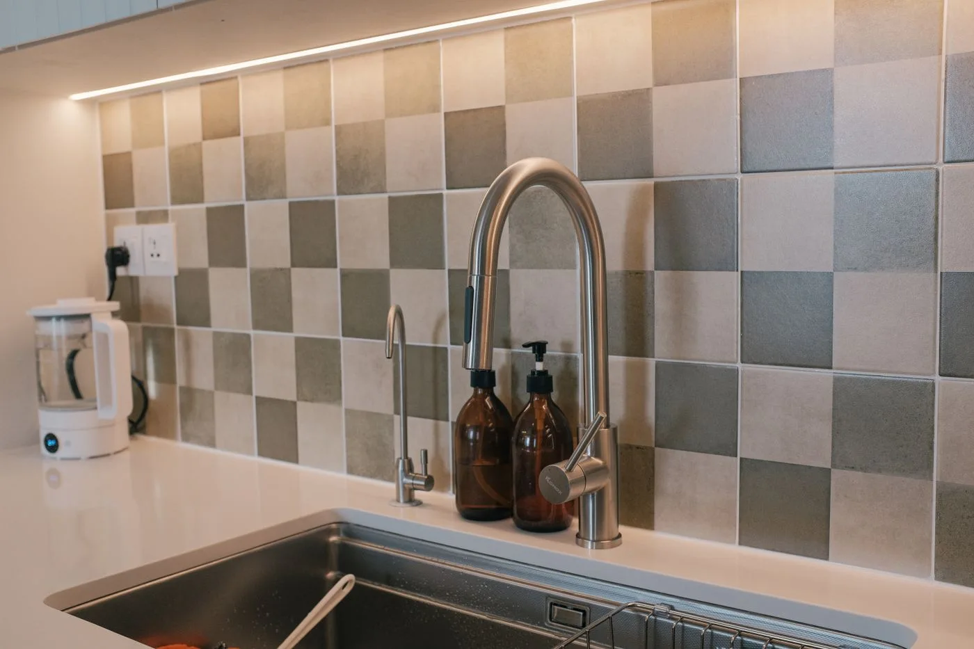Residential property and plumbing fixtures