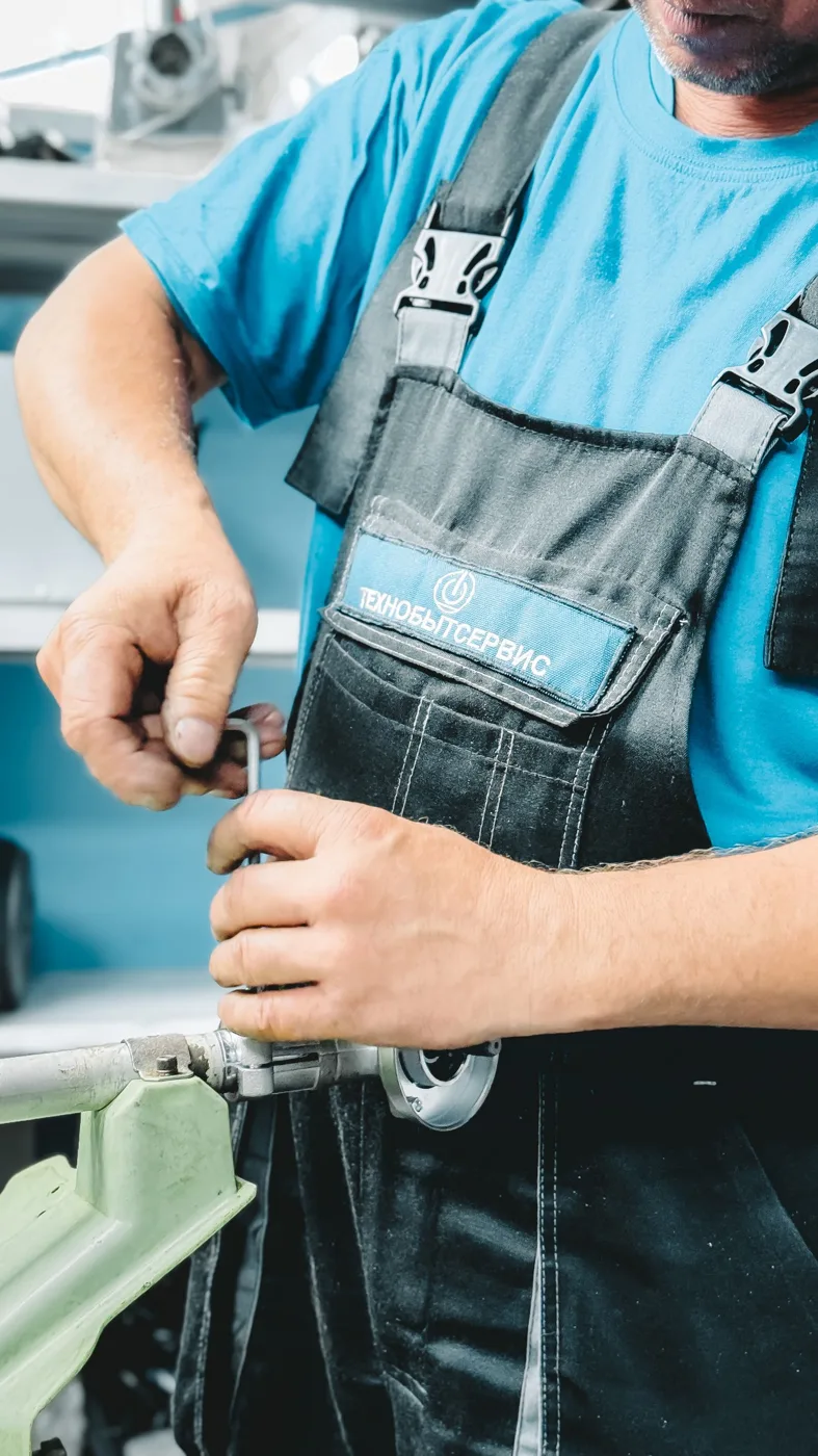 Plumbing repair specialist